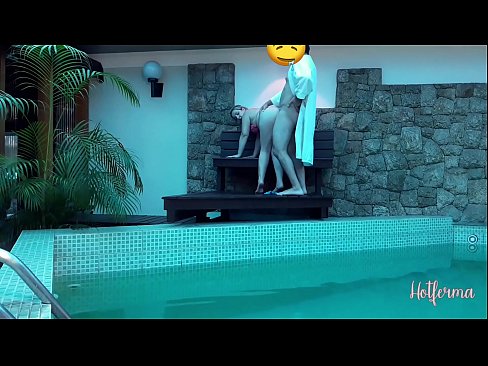 ❤️ Boss ngajak babu ka kolam renang, tapi teu bisa nolak a panas ️ video bangsat di urang ❌️